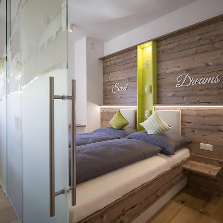 Private Living 4* Κουφστέιν